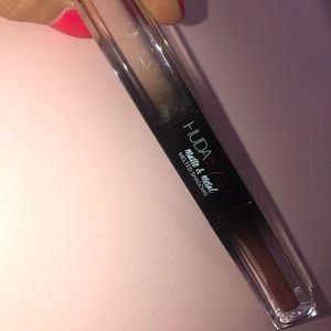 HUDA BEAUTY matte & metal melted shadow